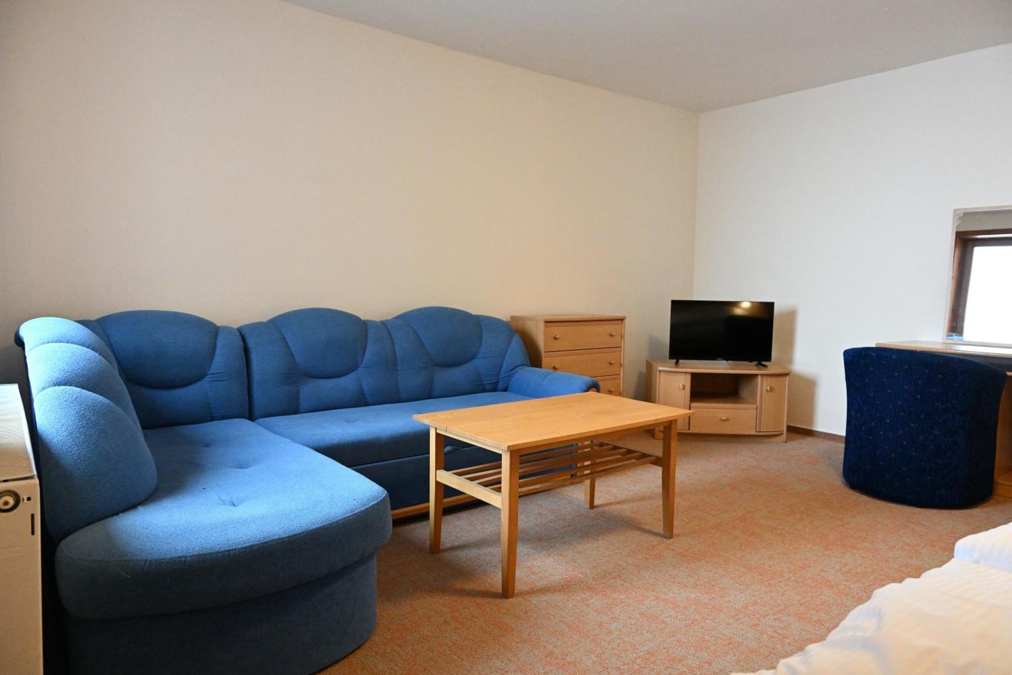 Hotel Euforia Nova Lesna Luaran gambar