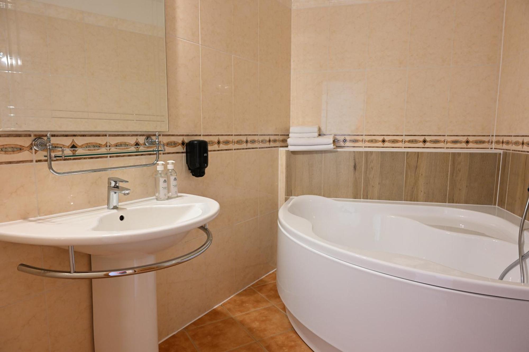 Hotel Euforia Nova Lesna Luaran gambar