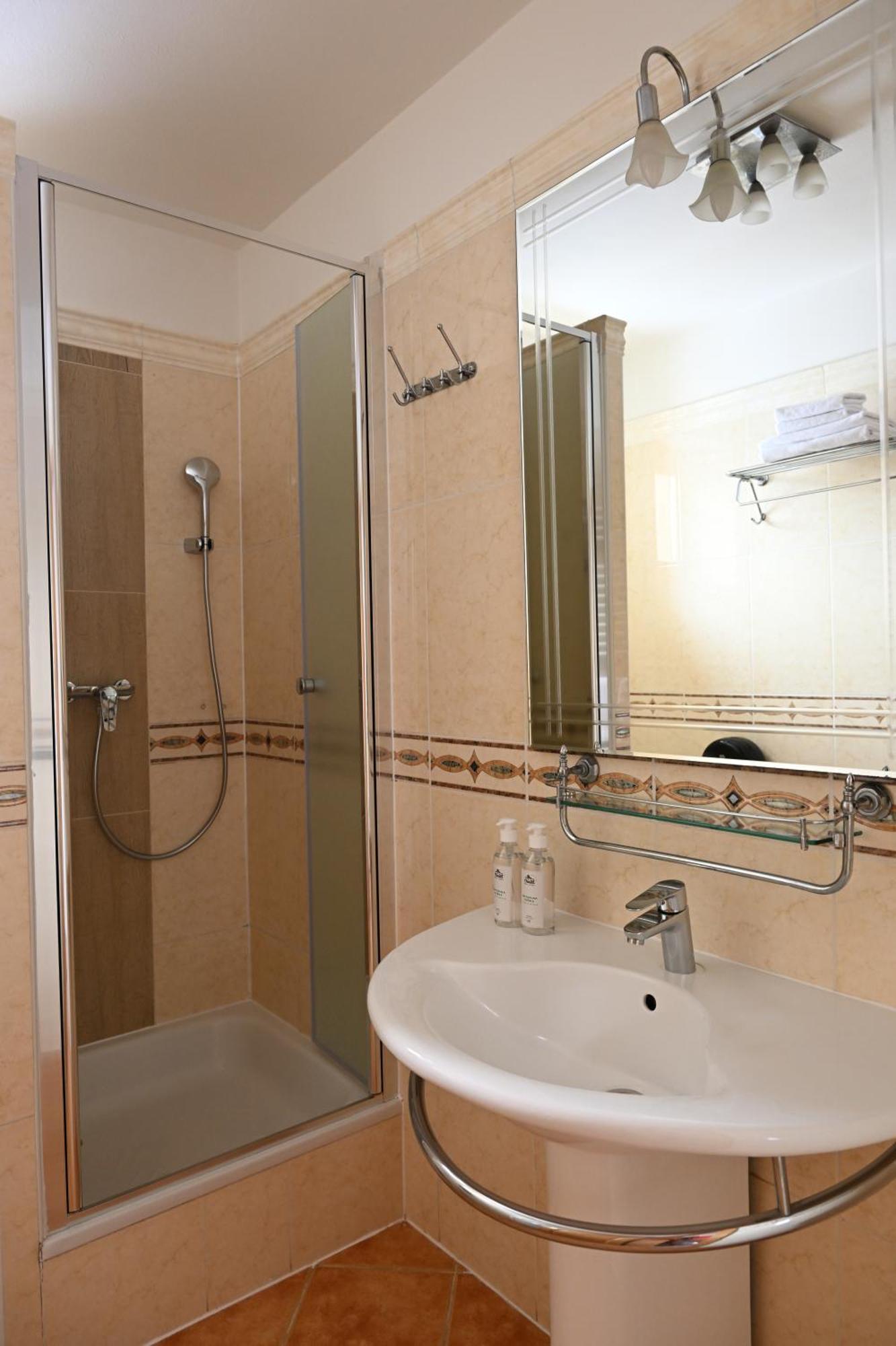 Hotel Euforia Nova Lesna Luaran gambar