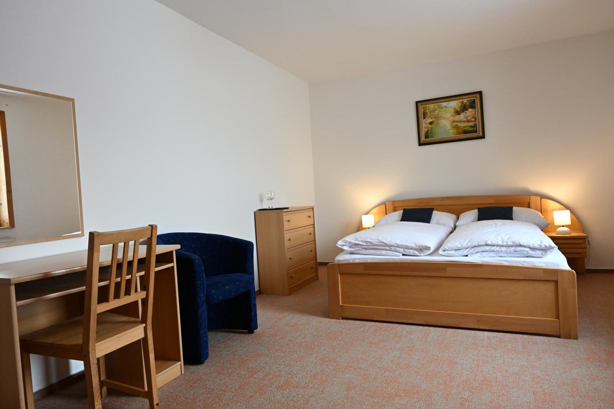 Hotel Euforia Nova Lesna Luaran gambar