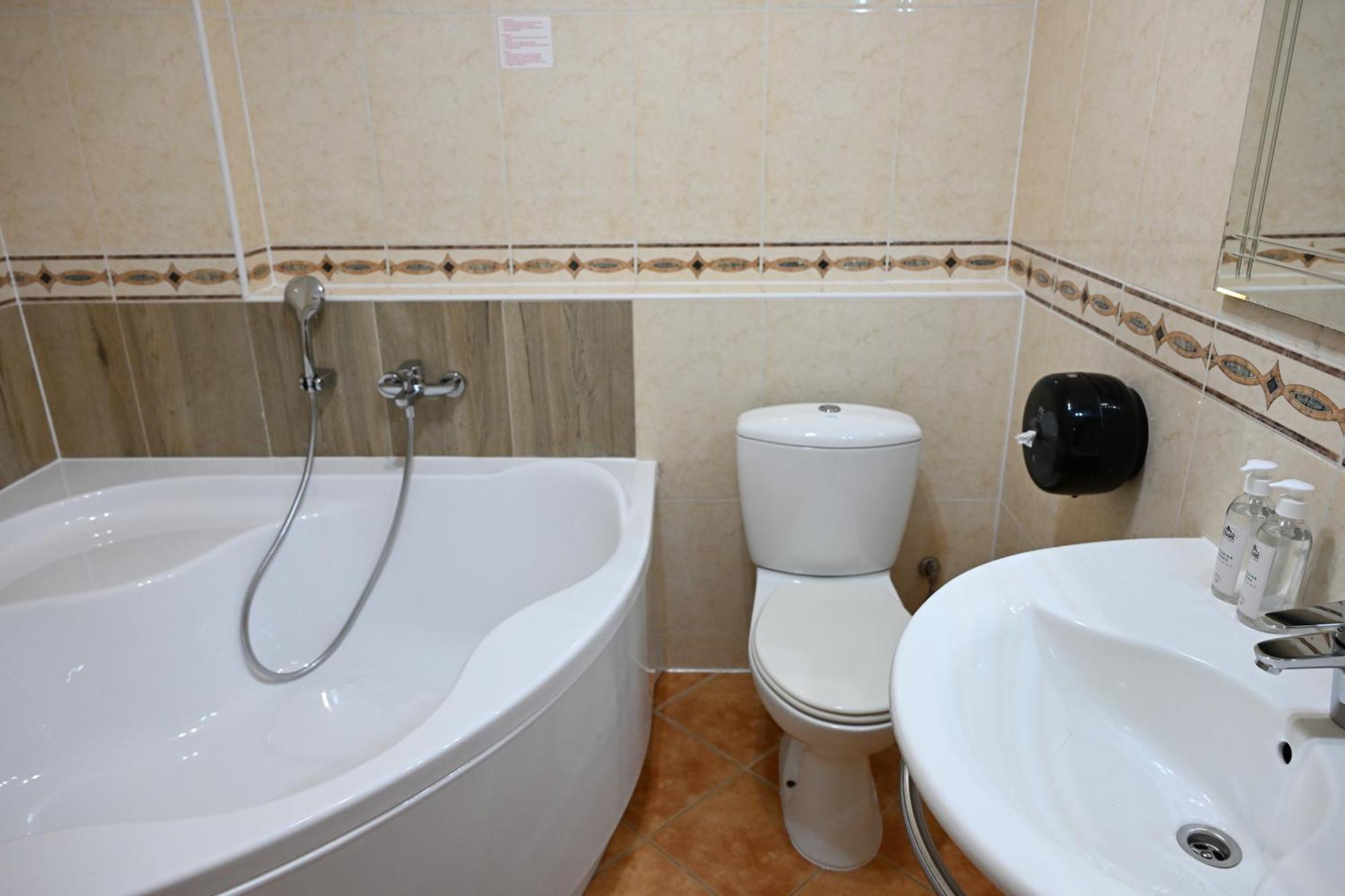 Hotel Euforia Nova Lesna Luaran gambar