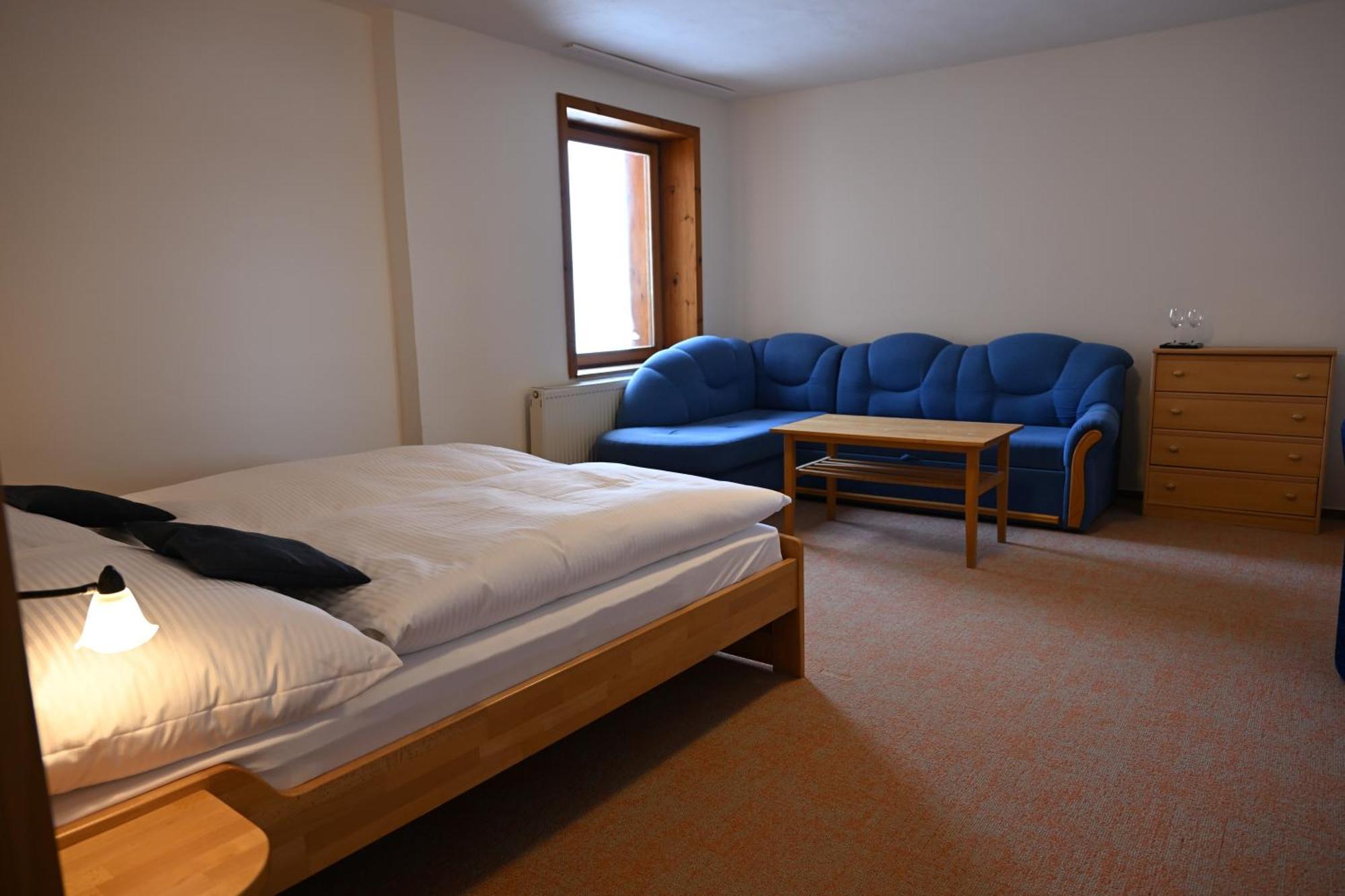 Hotel Euforia Nova Lesna Luaran gambar